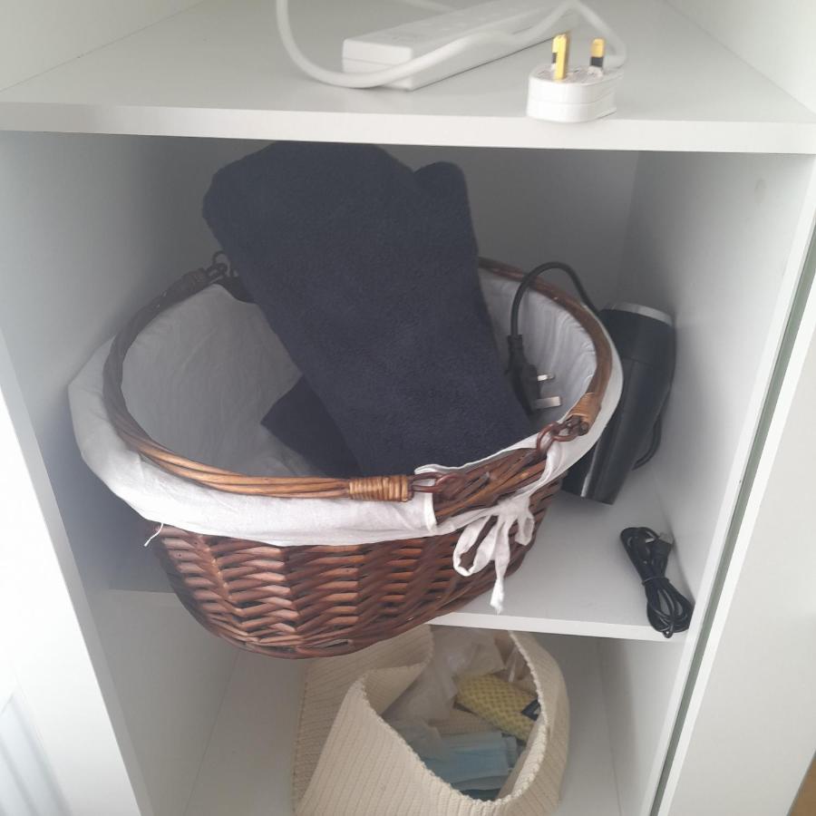 Self-Contained Flat On The 2Nd Floor You Will Share With One Other Guest, In A Family House 2 Minutes Walk From Tufnell Park Station 2Nd Floor With Stairs Лондон Екстер'єр фото
